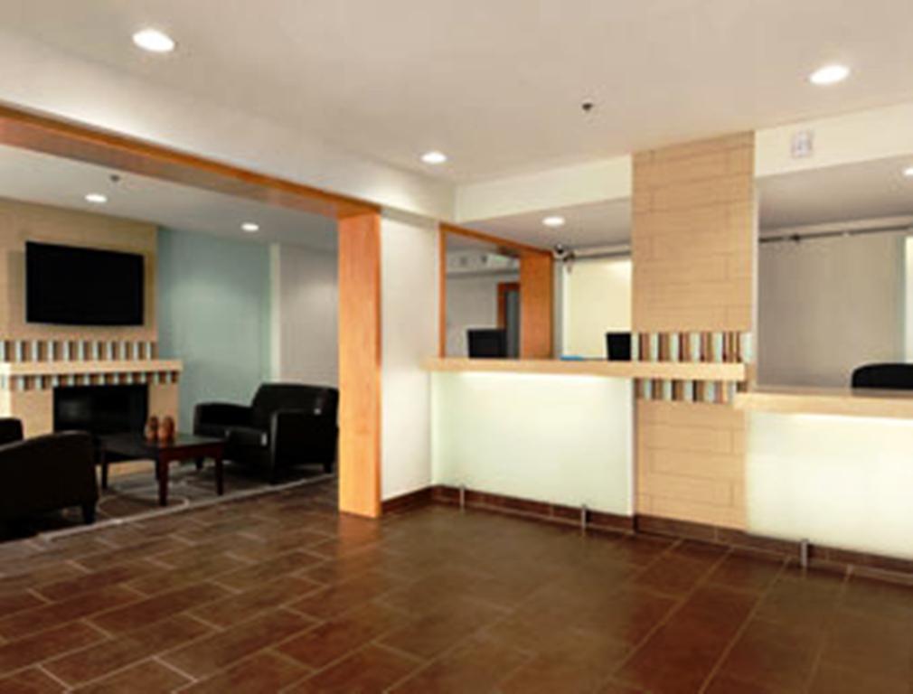 Hotel Baymont By Wyndham Reno Wnętrze zdjęcie